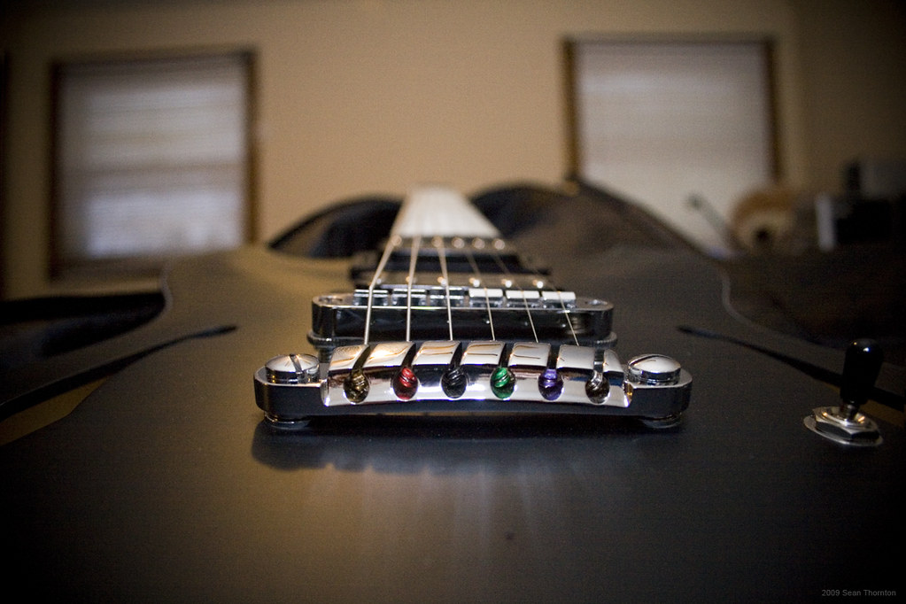 Blackwood 335-Style Semi-Hollow